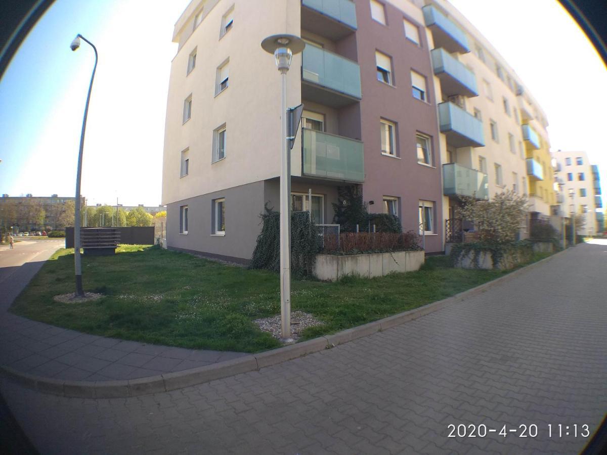 2060 Zwyciestwa 5G - Tanie Pokoje W Apartamencie - Samodzielne Zameldowanie - Self Check In Poznań Extérieur photo