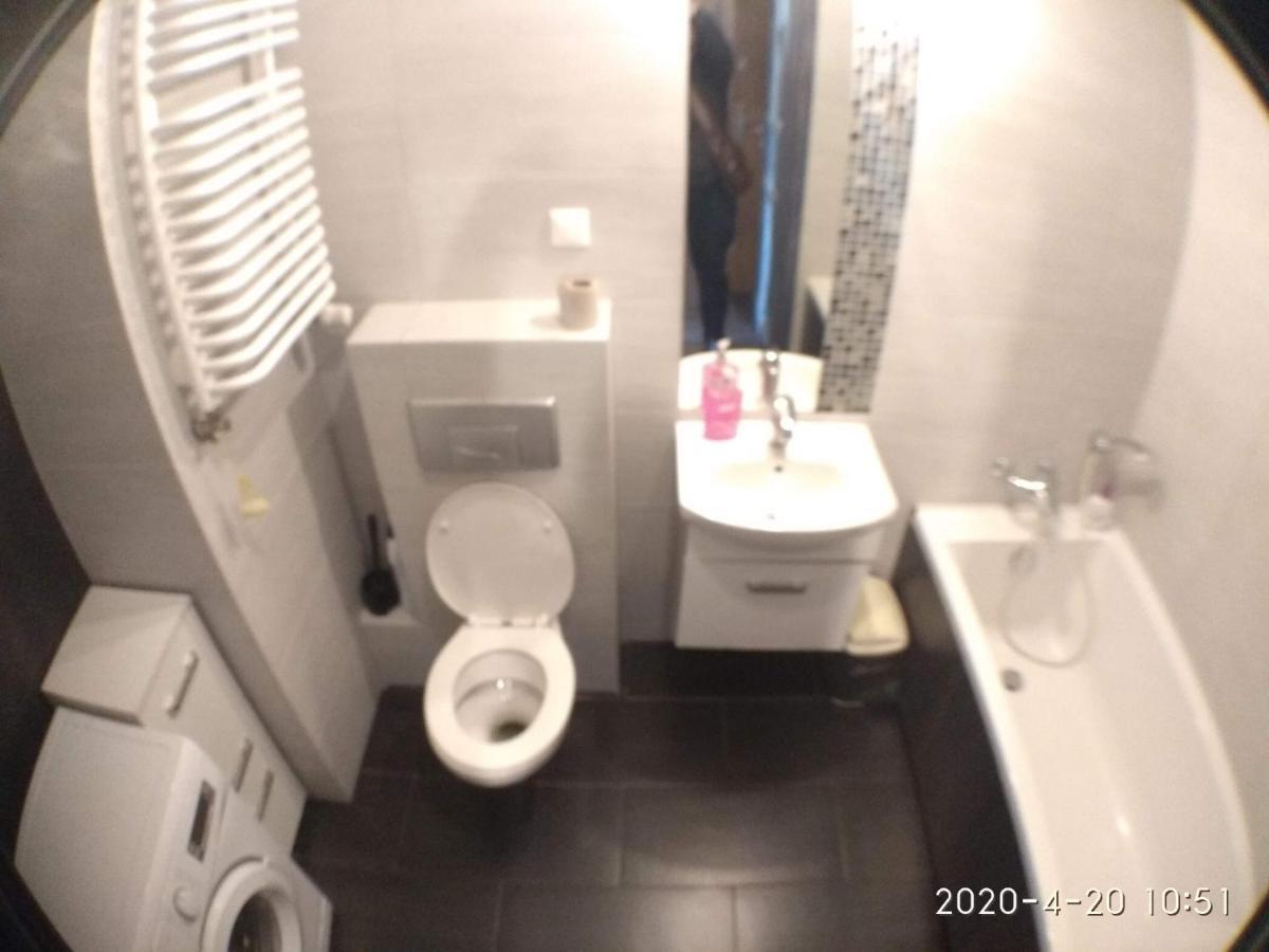 2060 Zwyciestwa 5G - Tanie Pokoje W Apartamencie - Samodzielne Zameldowanie - Self Check In Poznań Extérieur photo
