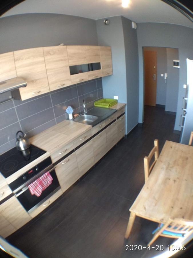 Appartement 2060 Zwyciestwa 5G - Tanie Pokoje W Apartamencie - Samodzielne Zameldowanie - Self Check In à Poznań Extérieur photo